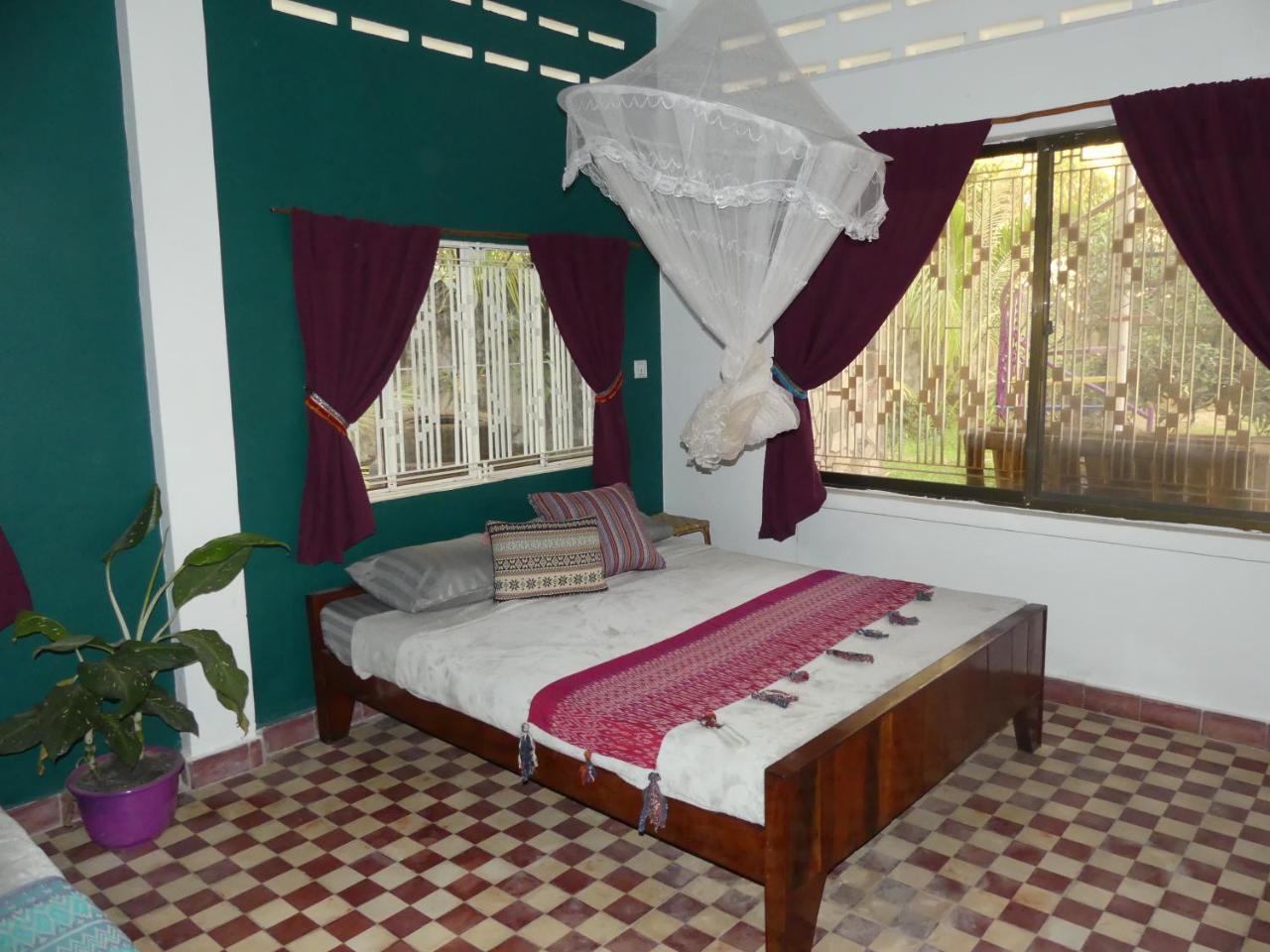 The Playground Bed & Breakfast Kampot Luaran gambar