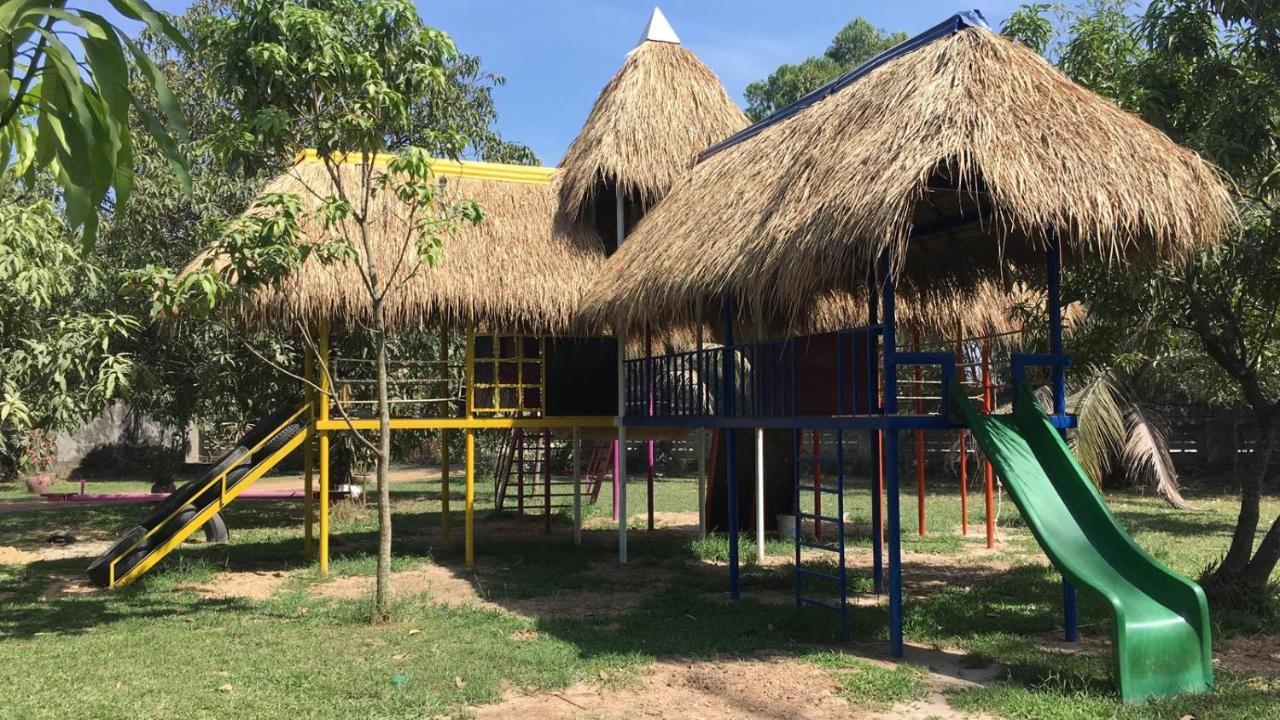 The Playground Bed & Breakfast Kampot Luaran gambar