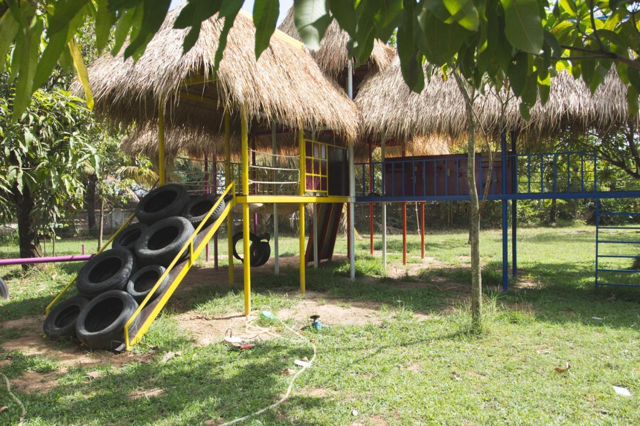 The Playground Bed & Breakfast Kampot Luaran gambar